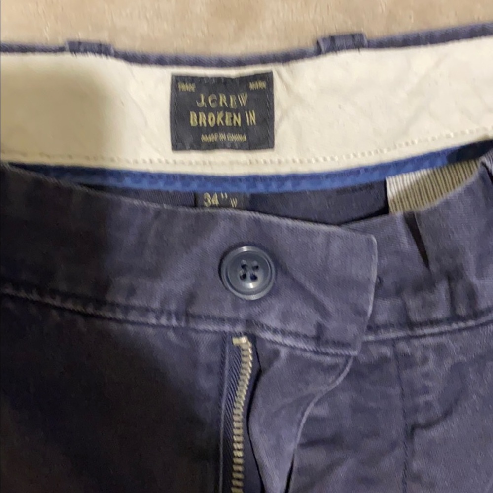 Shorts - Picture 2 of 3